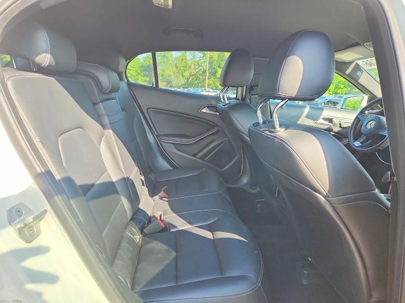 60787766 :رقم المزاد ، WDCTG4GB4HJ356071 vin ، 2017 Mercedes-benz Gla مزاد بيع