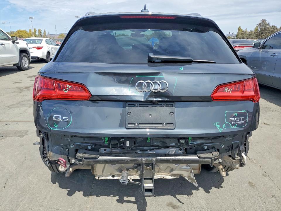 66821556 :رقم المزاد ، WA1CNAFY4J2067427 vin ، 2018 Audi Q5 مزاد بيع