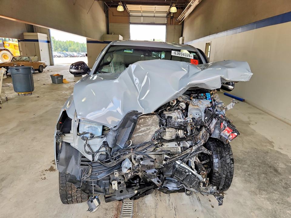 Продаж на аукціоні авто 2018 Toyota Tacoma, vin: 5TFSZ5AN6JX126328, номер лоту: 63659326