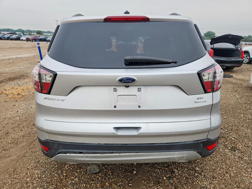 Продажа на аукционе авто 2018 Ford Escape, vin: 1FMCU0GD2JUD16242, номер лота: 61116766