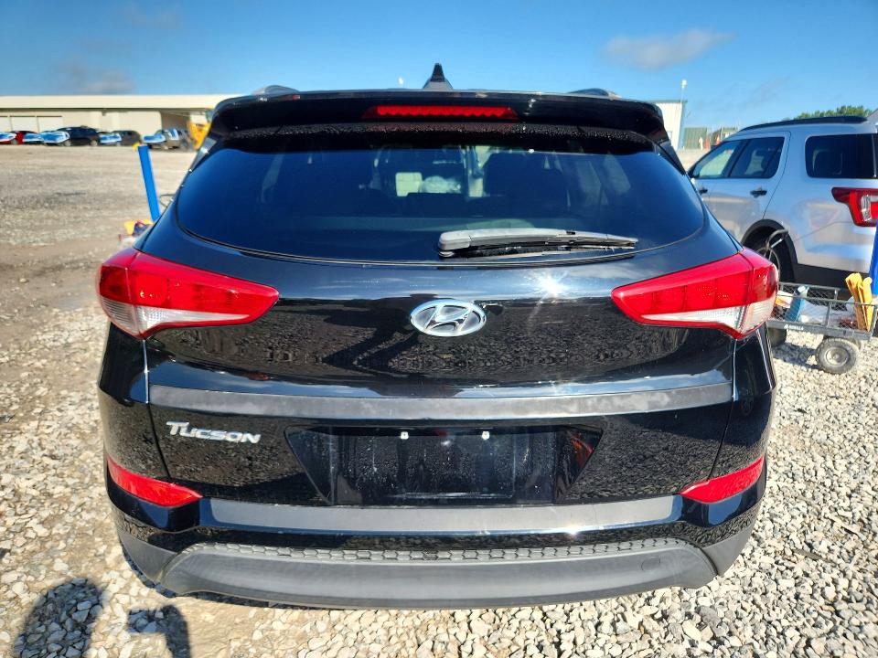 Продаж на аукціоні авто 2018 Hyundai Tucson, vin: KM8J33A48JU614315, номер лоту: 63822436