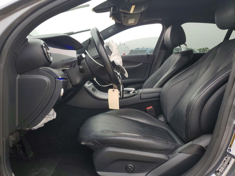 65899056 :رقم المزاد ، WDDZF4JB3KA545321 vin ، 2019 Mercedes-benz E مزاد بيع