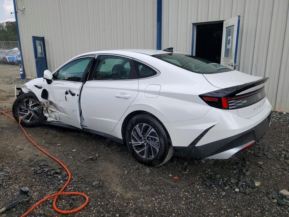 2026 Hyundai Sonata Hybrid მანქანა იყიდება აუქციონზე, vin: KMHL24JJ7TA171618, აუქციონის ნომერი: 64417676