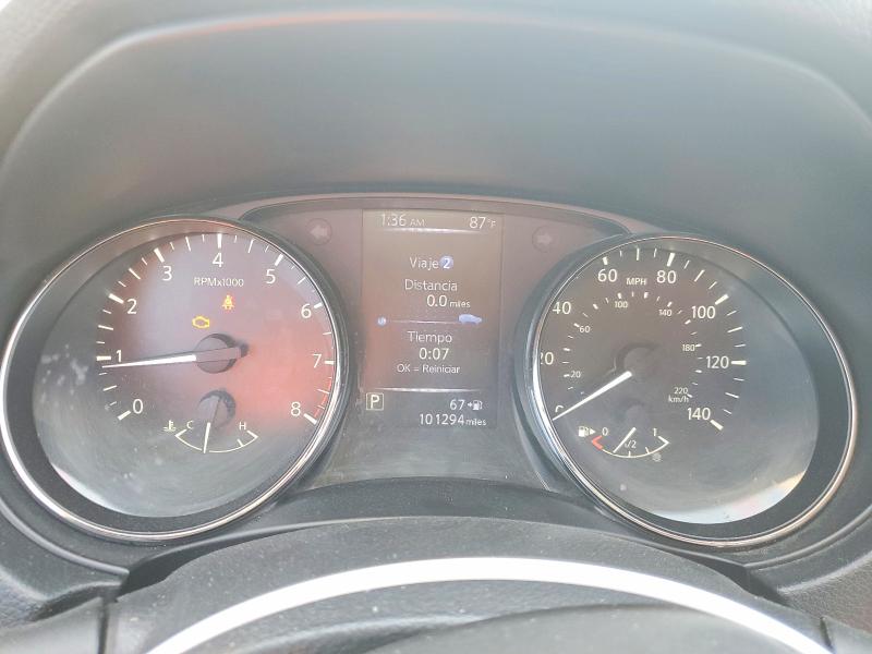 66112216 :رقم المزاد ، JN1BJ1CP3HW029833 vin ، 2017 Nissan Rogue Sport مزاد بيع