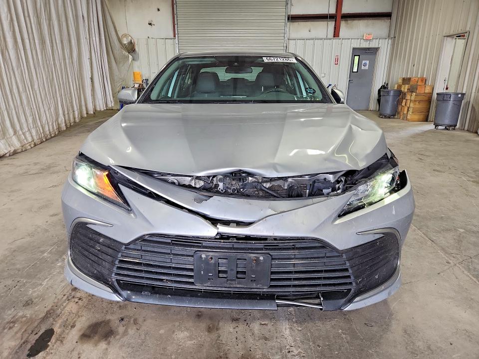 Auction sale of the 2021 Toyota Camry, vin: 4T1C31AK3MU558932, lot number: 66721286