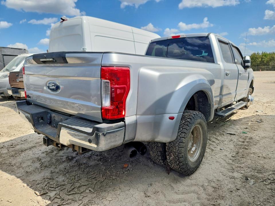 2019 Ford F350 მანქანა იყიდება აუქციონზე, vin: 1FT8W3DT2KEC22939, აუქციონის ნომერი: 64631826