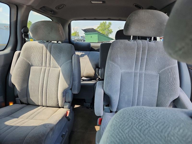 64217186 :رقم المزاد ، 4T3ZF13C43U554997 vin ، 2003 Toyota Sienna مزاد بيع