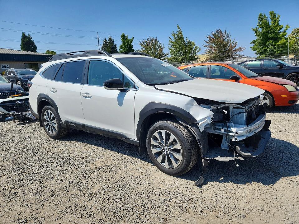 64072256 :رقم المزاد ، 4S4BTANC0P3208375 vin ، 2023 Subaru Outback مزاد بيع