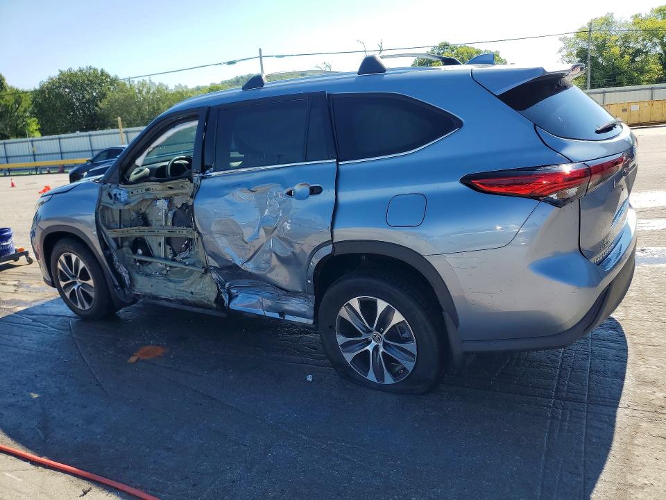 63543946 :رقم المزاد ، 5TDHZRBH3MS134875 vin ، 2021 Toyota Highlander مزاد بيع