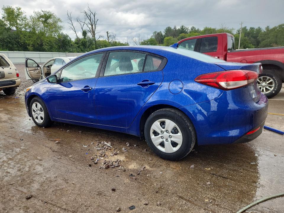 65237046 :رقم المزاد ، 3KPFL4A75HE010854 vin ، 2017 Kia Forte مزاد بيع