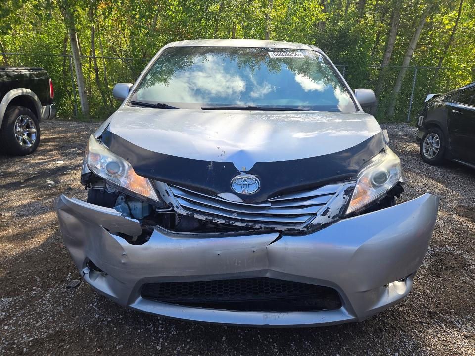 Aukcja sprzedaży 2015 Toyota Sienna, vin: 5TDKK3DCXFS668886, numer aukcji: 66039256