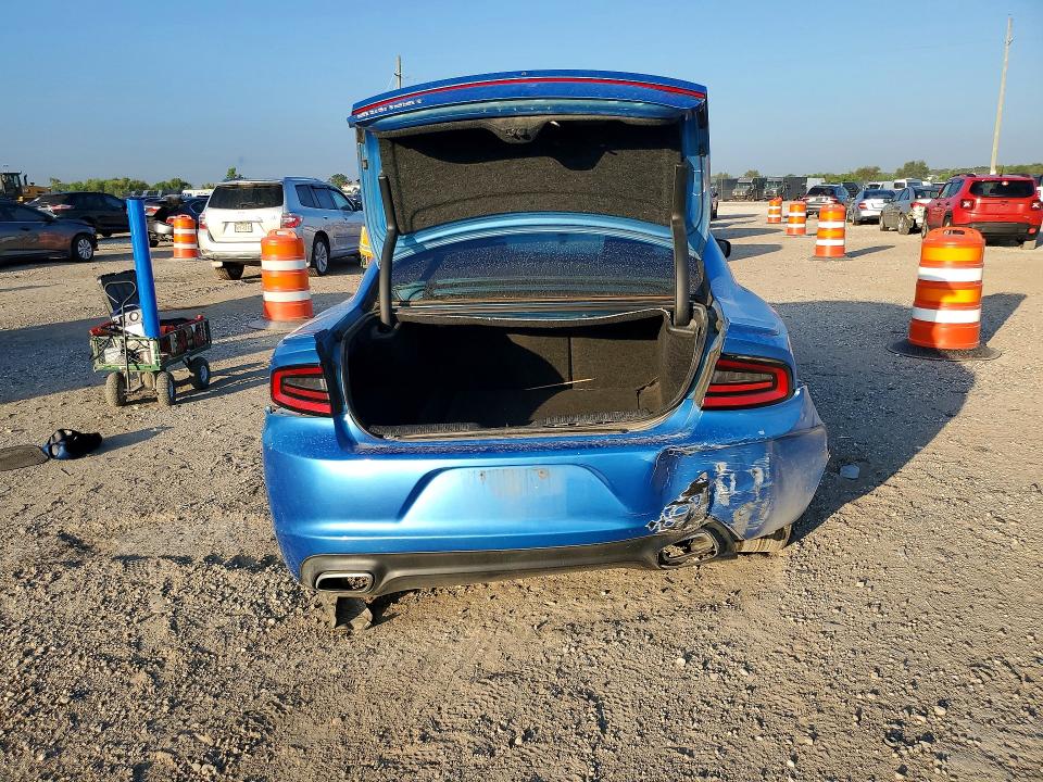 67080146 :رقم المزاد ، 2C3CDXCT6FH862955 vin ، 2015 Dodge Charger مزاد بيع