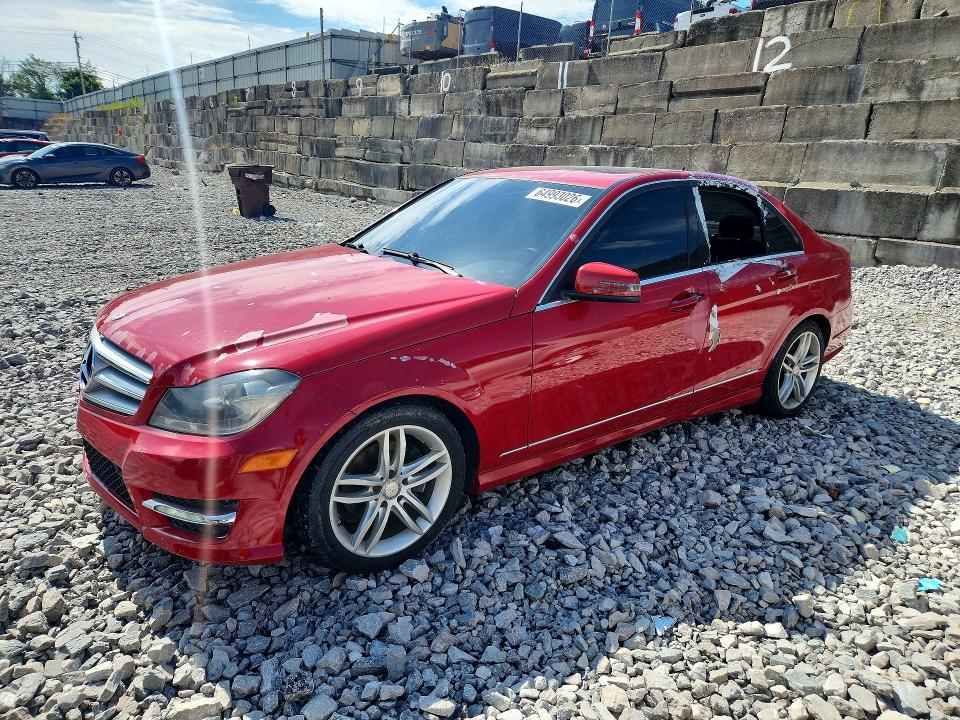 Продажа на аукционе авто 2013 Mercedes-benz C, vin: WDDGF4HB5DA790850, номер лота: 64993026