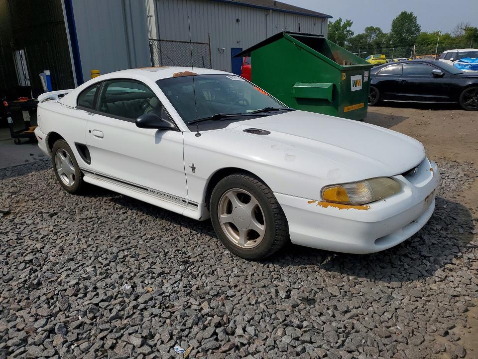 65162576 :رقم المزاد ، 1FAFP4041WF186692 vin ، 1998 Ford Mustang مزاد بيع