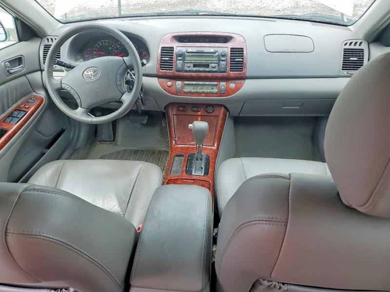 63823126 :رقم المزاد ، 4T1BF30K05U614410 vin ، 2005 Toyota Camry مزاد بيع