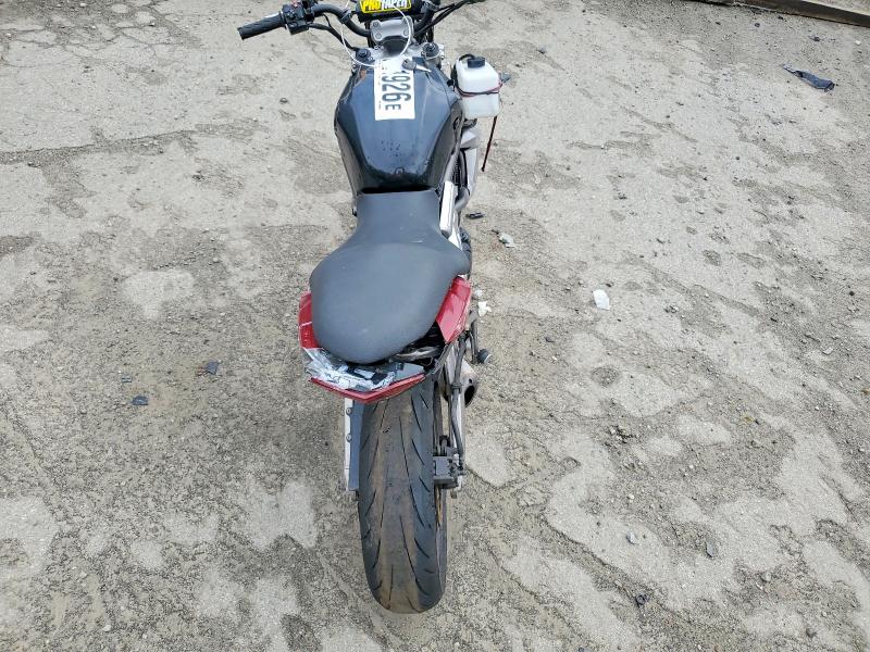 65251926 :رقم المزاد ، JKALEEC1XBDA02881 vin ، 2011 Kawasaki Le650 مزاد بيع