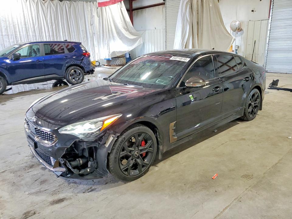 64014616 :رقم المزاد ، KNAE55LC1J6040285 vin ، 2018 Kia Stinger مزاد بيع