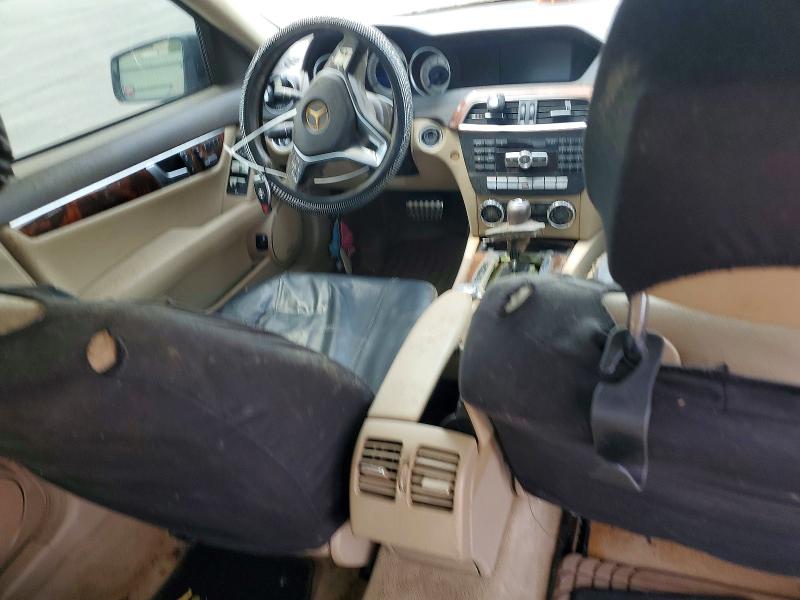 2012 Mercedes-benz C მანქანა იყიდება აუქციონზე, vin: WDDGF8BB5CR207807, აუქციონის ნომერი: 67017816