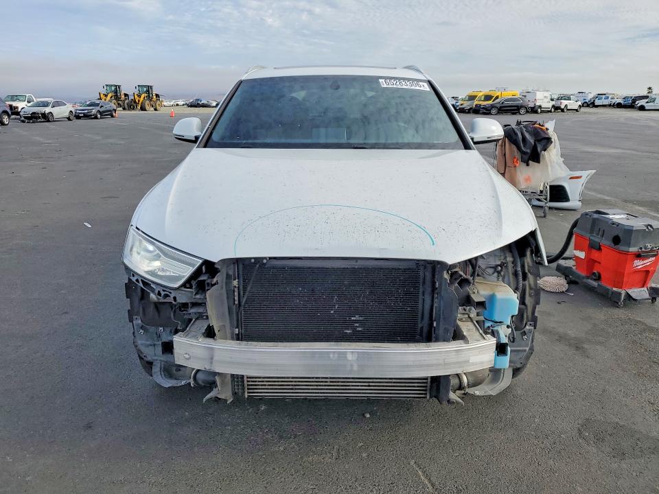 Продаж на аукціоні авто 2018 Audi Q3, vin: WA1BCCFS5JR005616, номер лоту: 65283306