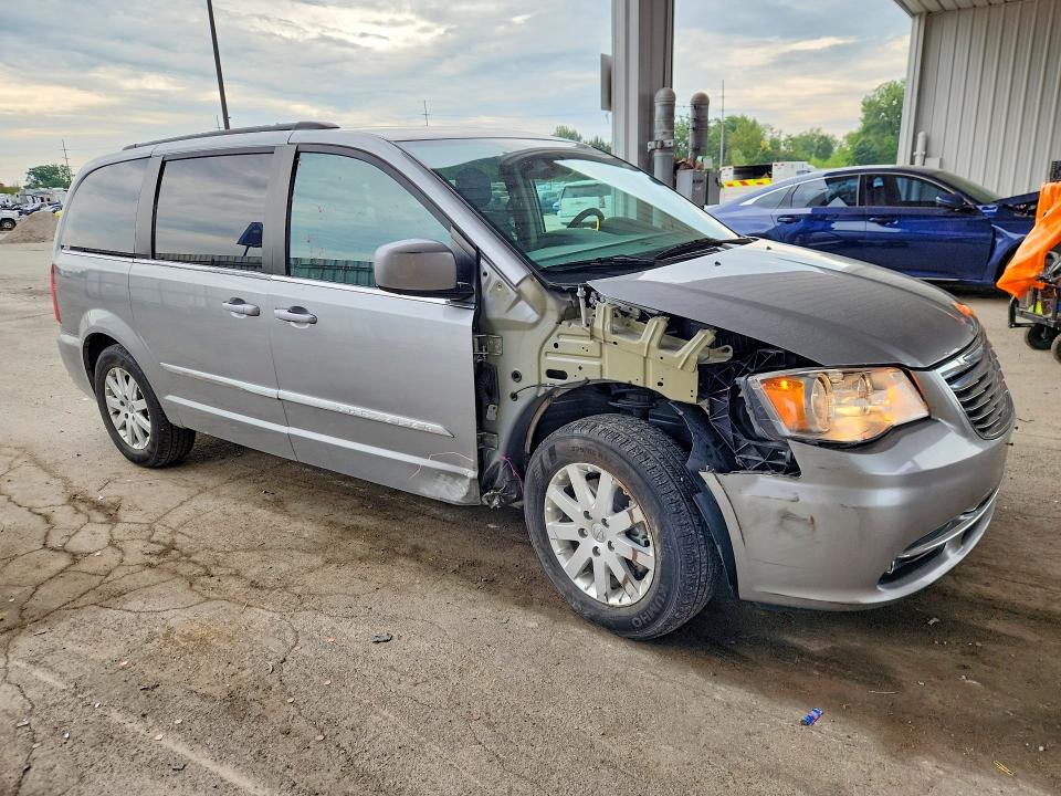67289806 :رقم المزاد ، 2C4RC1BGXGR206179 vin ، 2016 Chrysler Town & Country مزاد بيع