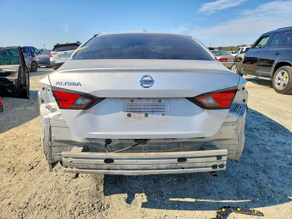 Продажа на аукционе авто 2020 Nissan Altima, vin: 1N4BL4BV5LC256482, номер лота: 64600436