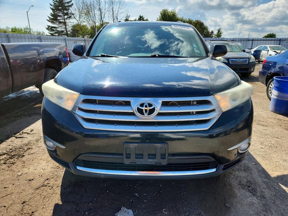 66194836 :رقم المزاد ، 5TDBK3EH3DS202126 vin ، 2013 Toyota Highlander مزاد بيع