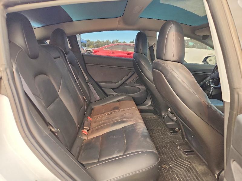 Продаж на аукціоні авто 2018 Tesla Model 3, vin: 5YJ3E1EA8JF154691, номер лоту: 63579196
