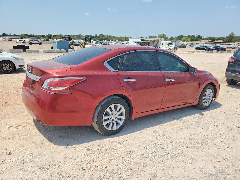 2015 Nissan Altima მანქანა იყიდება აუქციონზე, vin: 1N4AL3AP7FC274012, აუქციონის ნომერი: 64045996