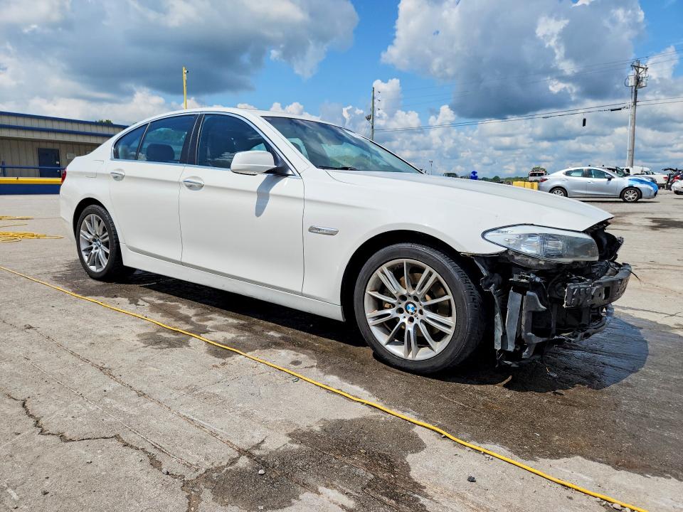 63622586 :رقم المزاد ، WBAXG5C53DDY30871 vin ، 2013 Bmw 528 مزاد بيع
