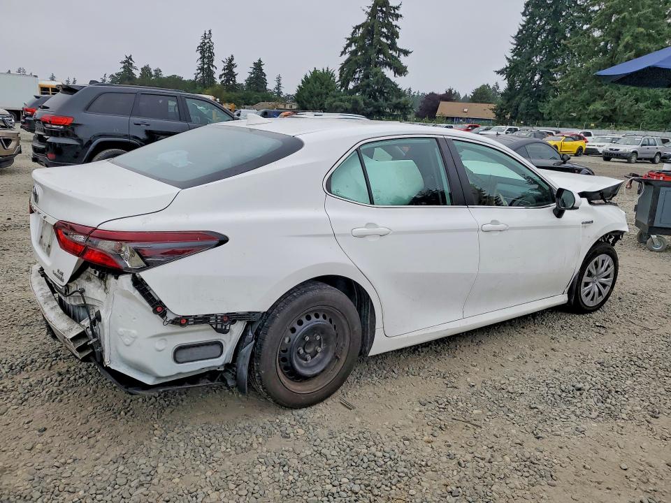 64553006 :رقم المزاد ، 4T1C31AK6MU549982 vin ، 2021 Toyota Camry مزاد بيع