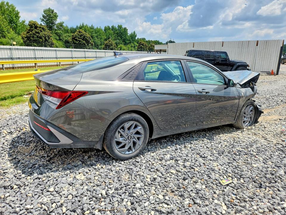 Продажа на аукционе авто 2024 Hyundai Elantra, vin: KMHLM4DG0RU759040, номер лота: 63730176