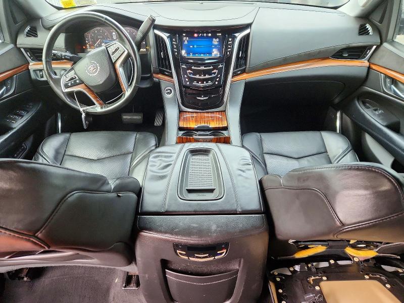 65231696 :رقم المزاد ، 1GYS4GKJ5FR242826 vin ، 2015 Cadillac Escalade مزاد بيع