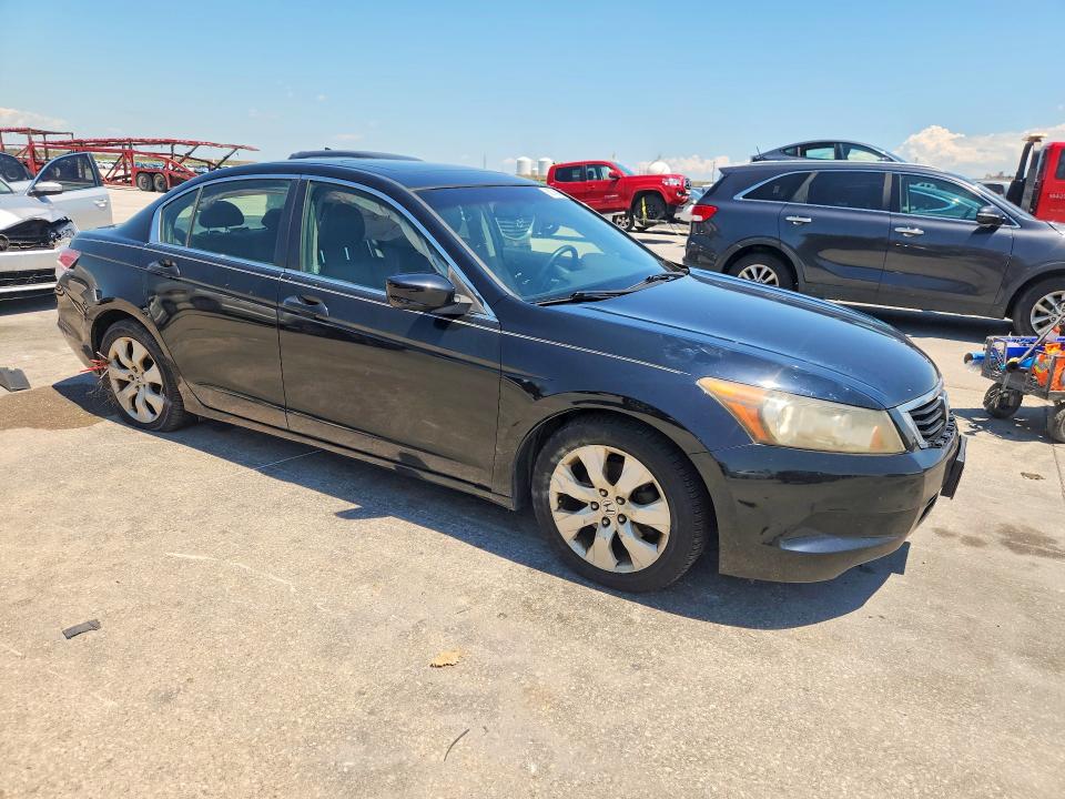 63740416 :رقم المزاد ، JHMCP26888C048551 vin ، 2008 Honda Accord مزاد بيع