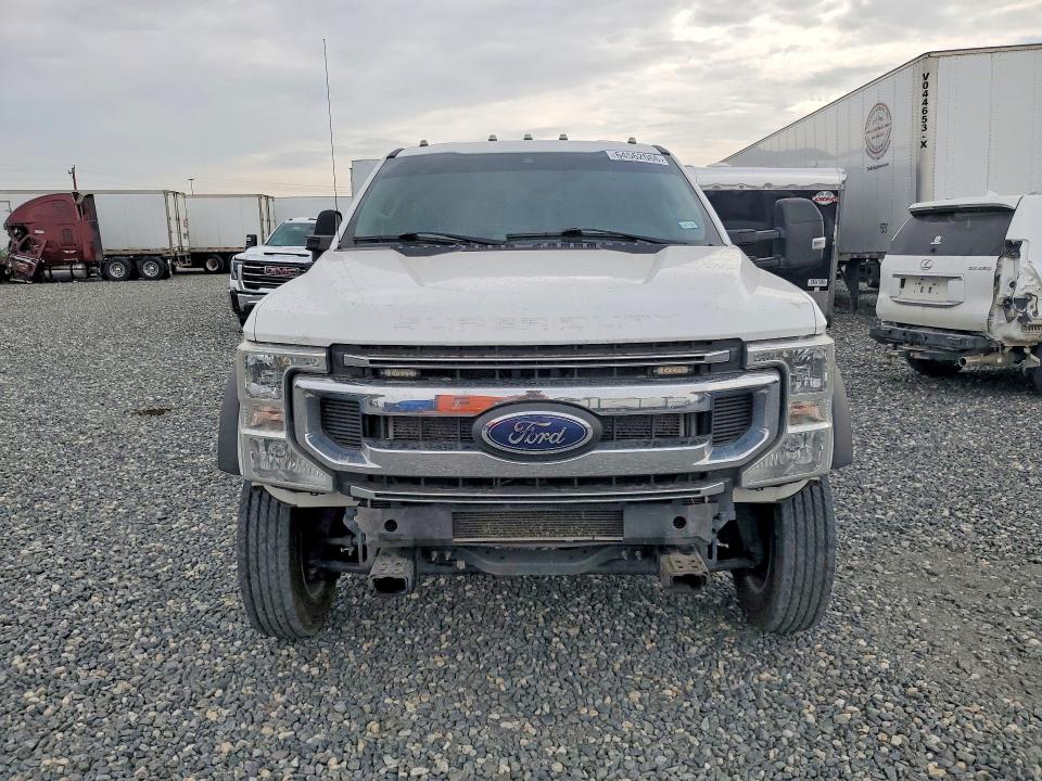 64562066 :رقم المزاد ، 1FD0X4HT7MED45936 vin ، 2021 Ford F450 مزاد بيع