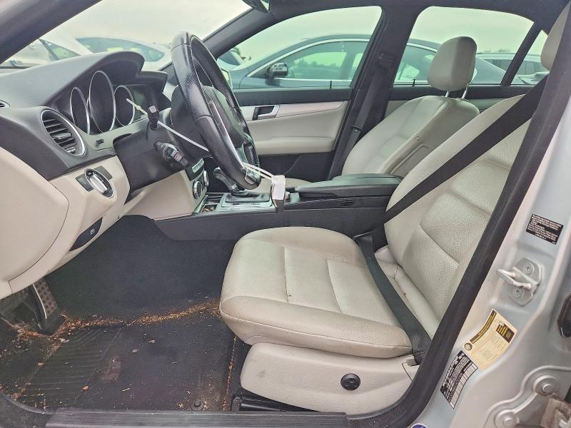 Продажа на аукционе авто 2012 Mercedes-benz C, vin: WDDGF8BBXCA713986, номер лота: 64483646