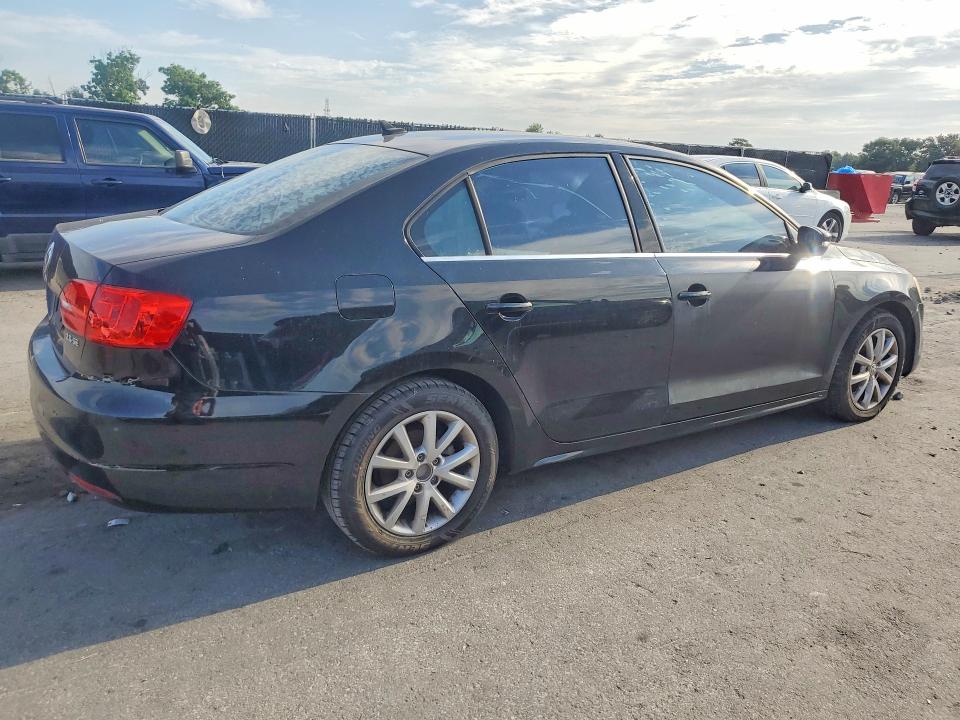 65401186 :رقم المزاد ، 3VWDX7AJ9DM353947 vin ، 2013 Volkswagen Jetta مزاد بيع