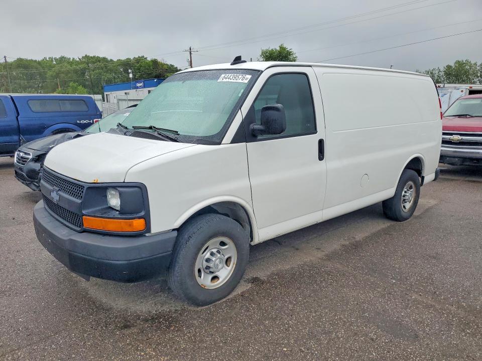 64439576 :رقم المزاد ، 1GCWGAFF5G1220049 vin ، 2016 Chevrolet Express G2500 مزاد بيع