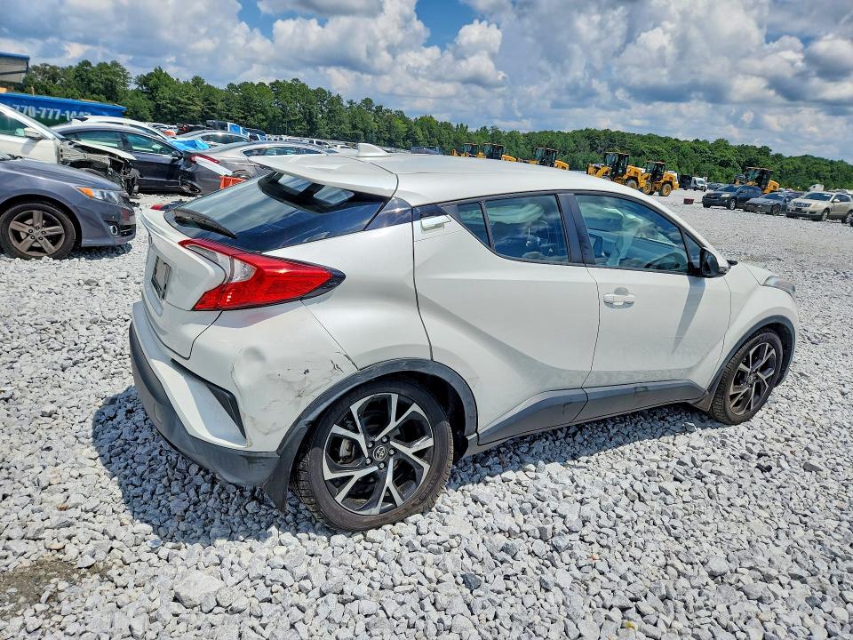 64018846 :رقم المزاد ، NMTKHMBX3JR050486 vin ، 2018 Toyota C-hr مزاد بيع