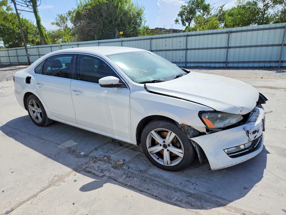 Продажа на аукционе авто 2015 Volkswagen Passat, vin: 1VWAS7A37FC080840, номер лота: 64635946