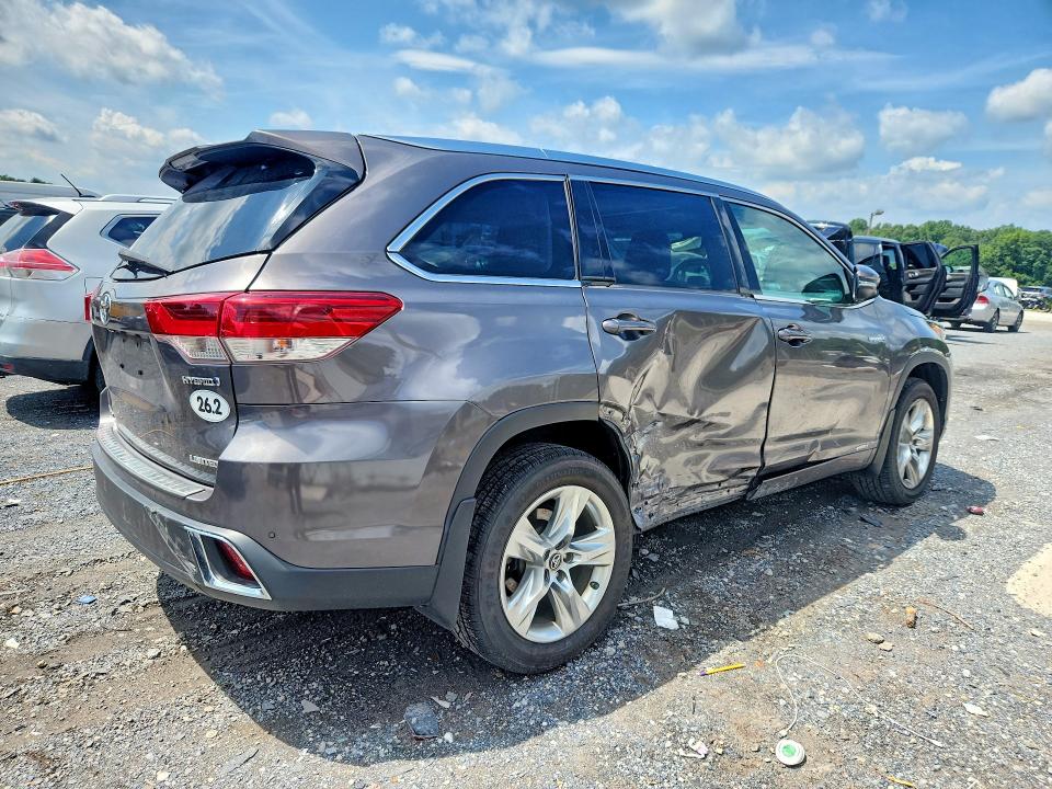 65228606 :رقم المزاد ، 5TDDGRFH3JS039209 vin ، 2018 Toyota Highlander Hybrid مزاد بيع