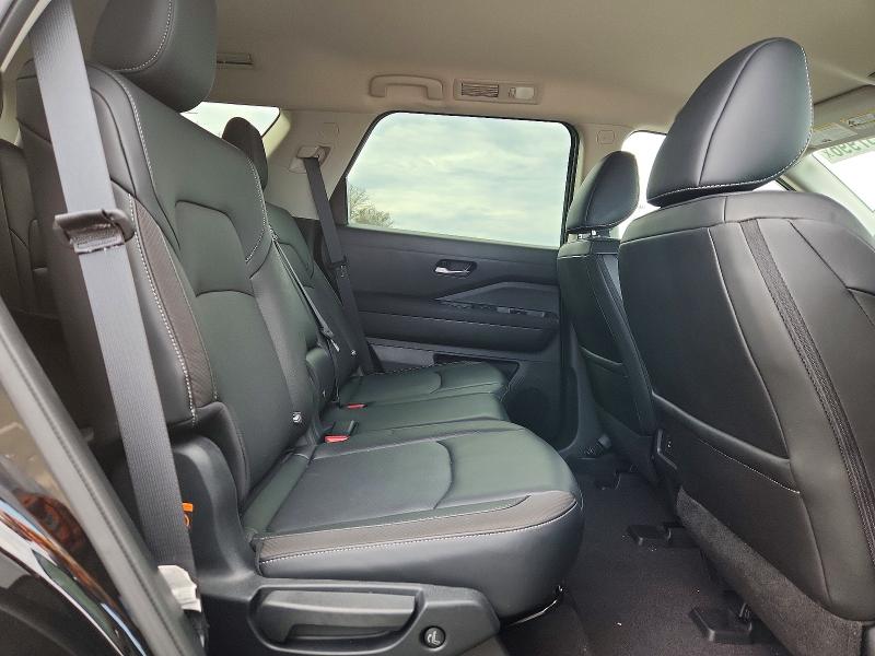 66637996 :رقم المزاد ، 5N1DR3CE0TC239790 vin ، 2026 Nissan Pathfinder مزاد بيع