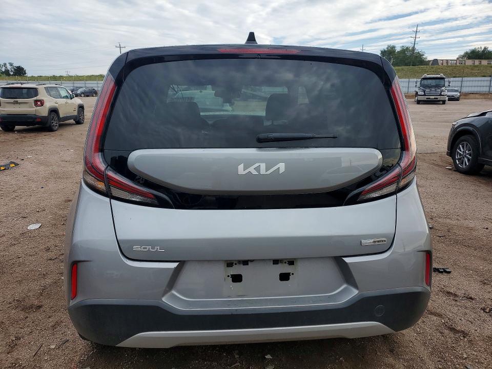 64701006 :رقم المزاد ، KNDJ33AU2P7865939 vin ، 2023 Kia Soul مزاد بيع