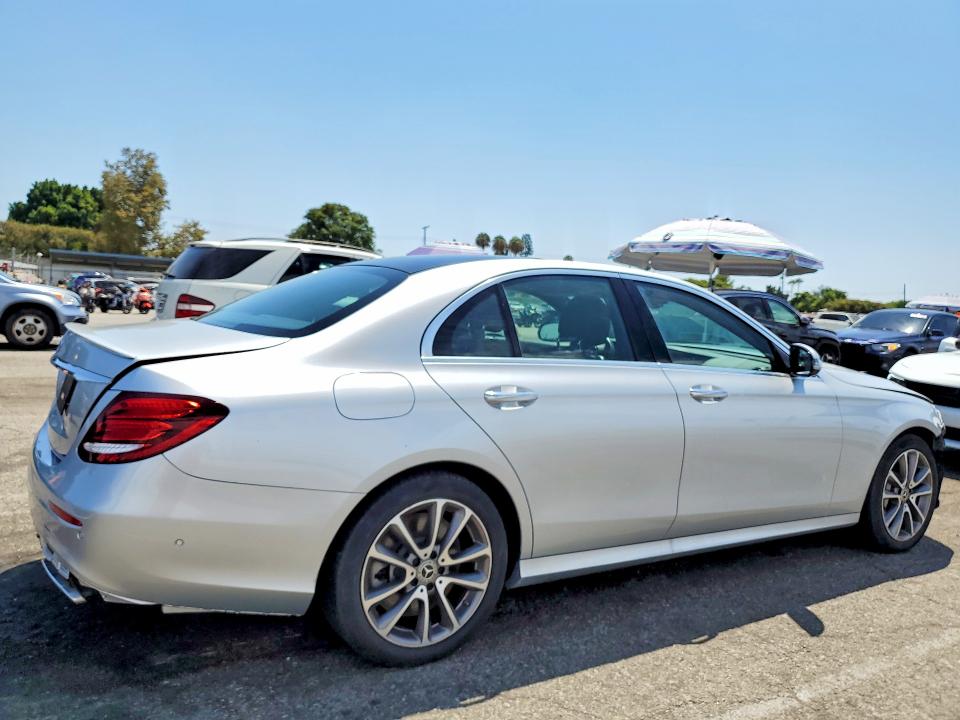 Продажа на аукционе авто 2020 Mercedes-benz E, vin: WDDZF6JB8LA756043, номер лота: 64631426
