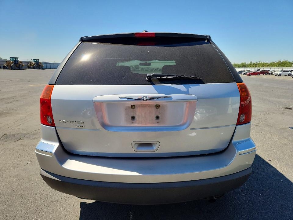 63389636 :رقم المزاد ، 2C4GM68405R331042 vin ، 2005 Chrysler Pacifica مزاد بيع