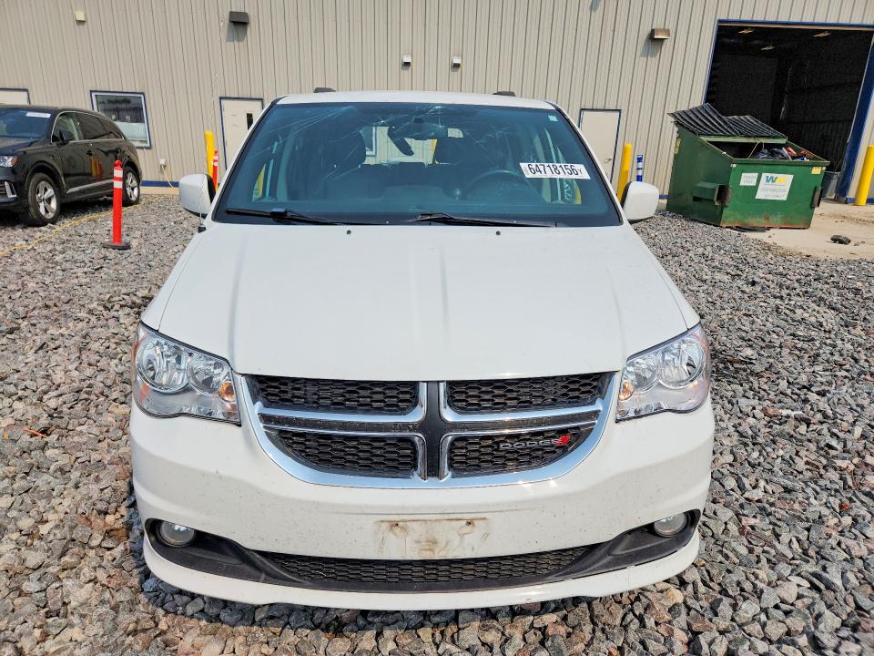 64718156 :رقم المزاد ، 2C4RDGCG2HR600226 vin ، 2017 Dodge Grand Caravan مزاد بيع