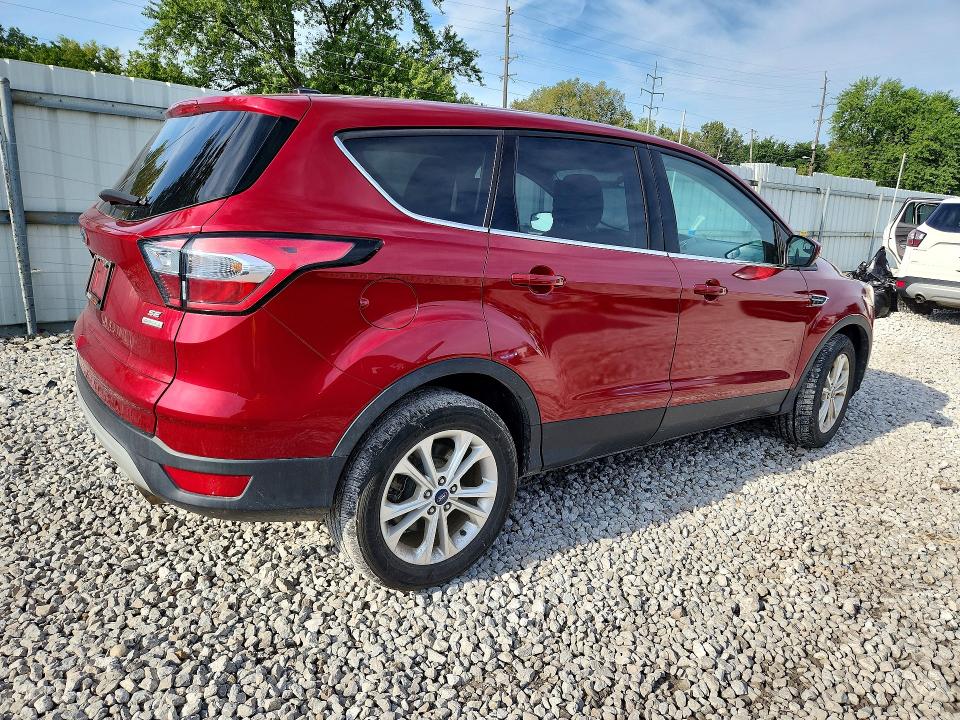 65651116 :رقم المزاد ، 1FMCU0GD1HUE90362 vin ، 2017 Ford Escape مزاد بيع
