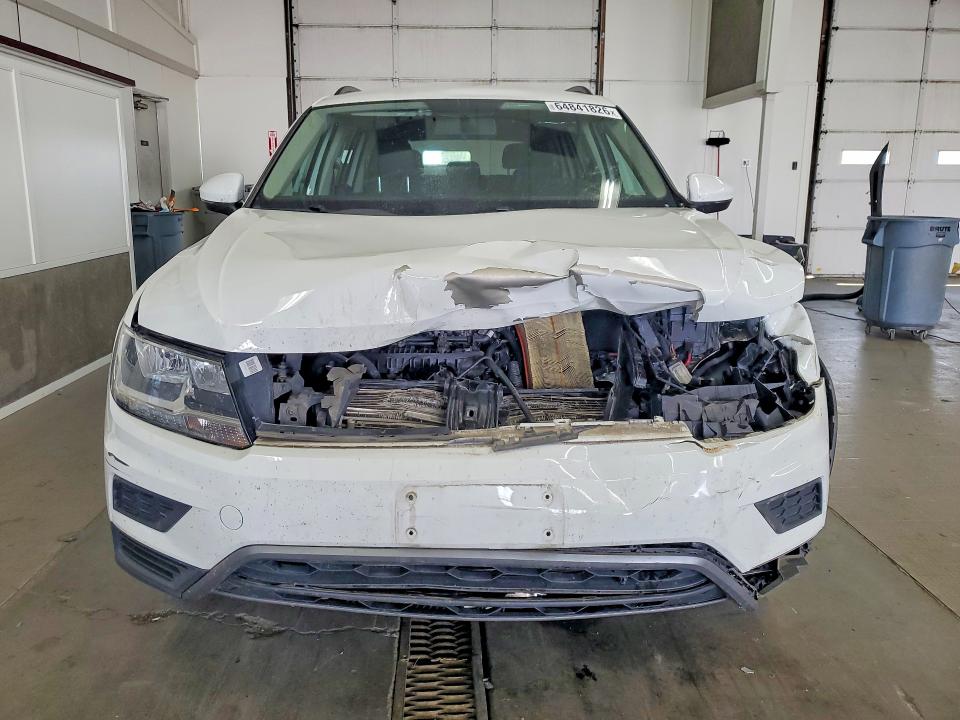 2019 Volkswagen Tiguan მანქანა იყიდება აუქციონზე, vin: 3VV0B7AX9KM044921, აუქციონის ნომერი: 64841826