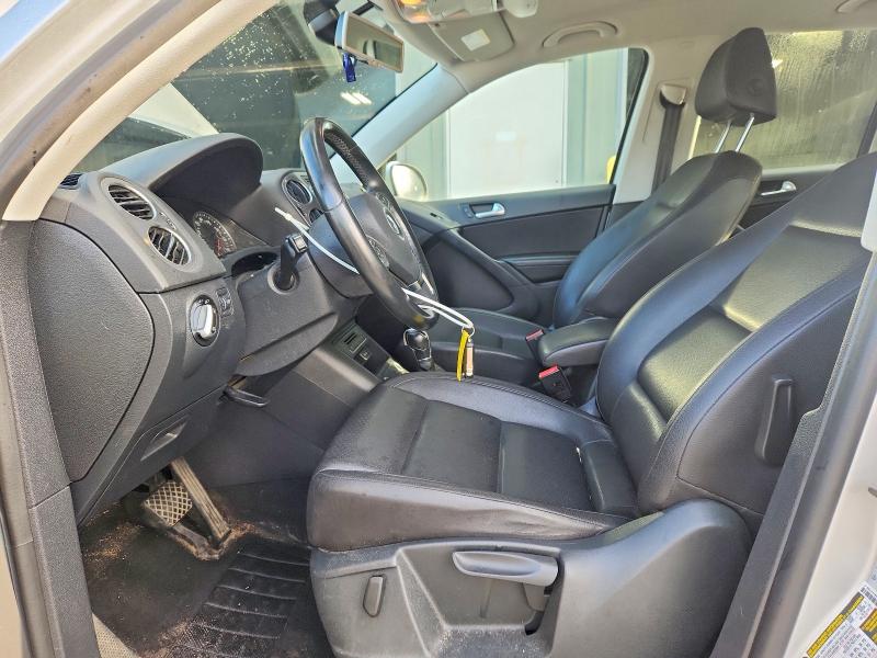 2016 Volkswagen Tiguan მანქანა იყიდება აუქციონზე, vin: WVGBV7AX0GW032514, აუქციონის ნომერი: 59657916