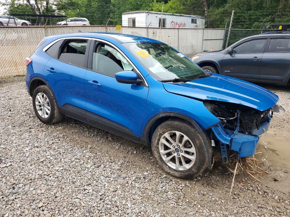 2020 Ford Escape მანქანა იყიდება აუქციონზე, vin: 1FMCU0G63LUC17305, აუქციონის ნომერი: 64619676
