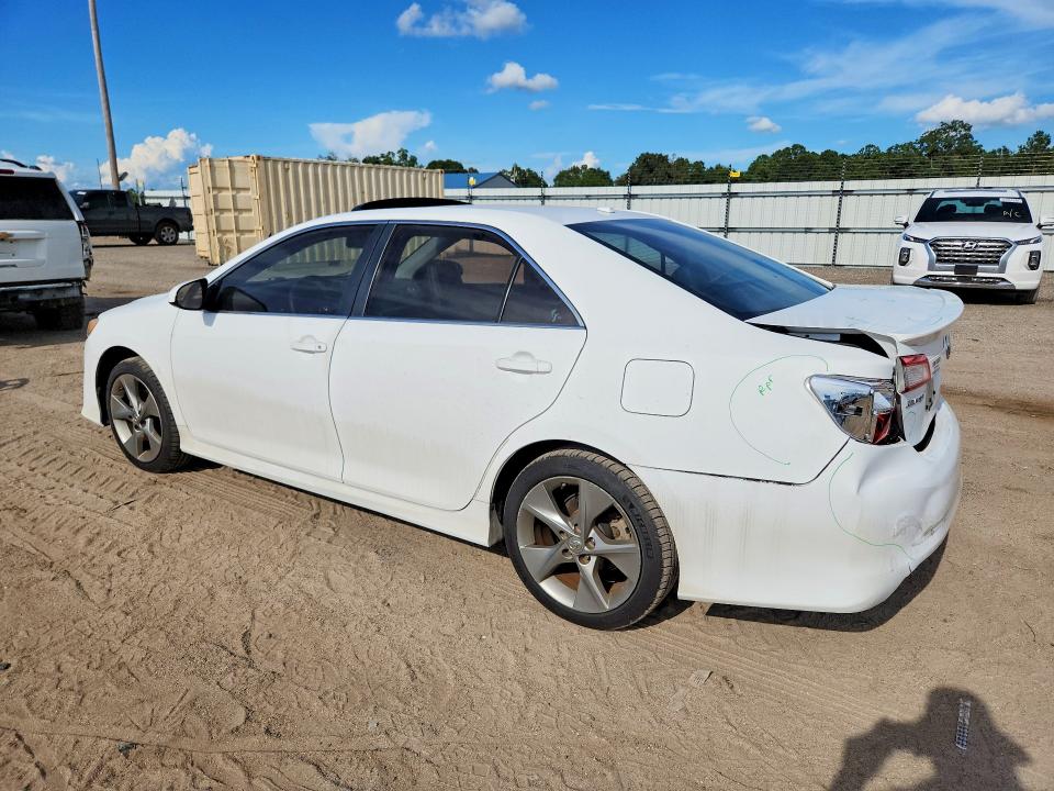 63787136 :رقم المزاد ، 4T1BF1FK2CU568779 vin ، 2012 Toyota Camry مزاد بيع